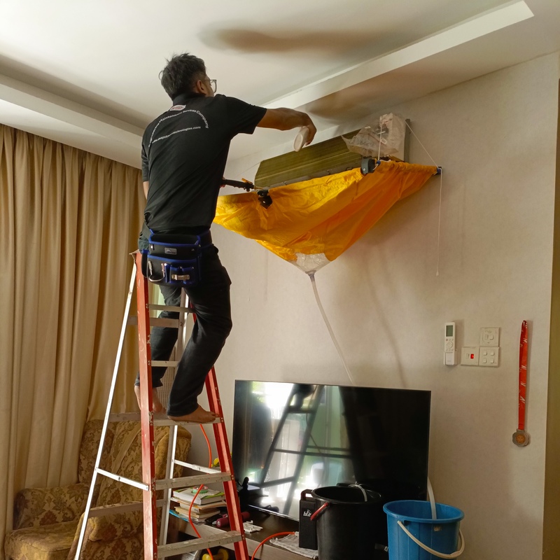 Wall Mounted Indoor Unit  Chemical Cleaning